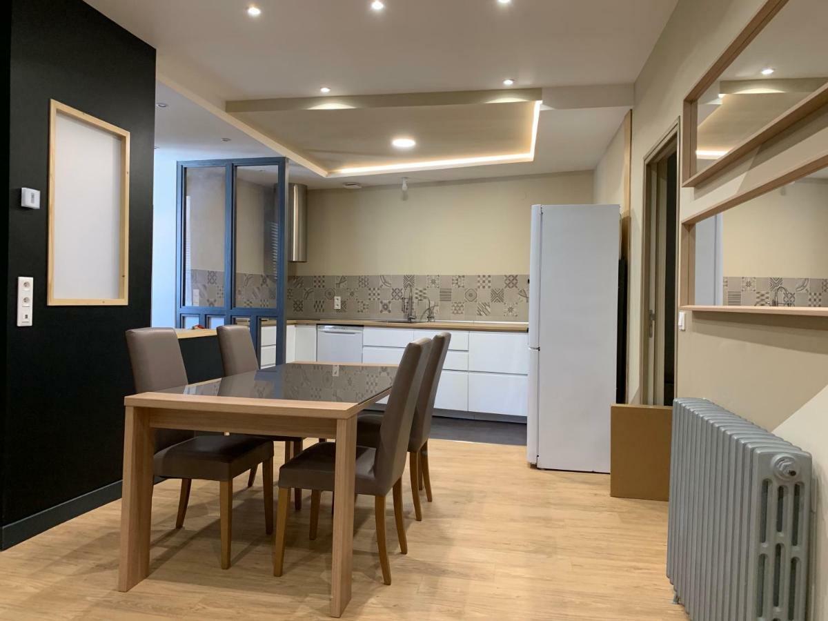 Appartement Avec 3 Chambres Au Centre De Pau Exterior photo